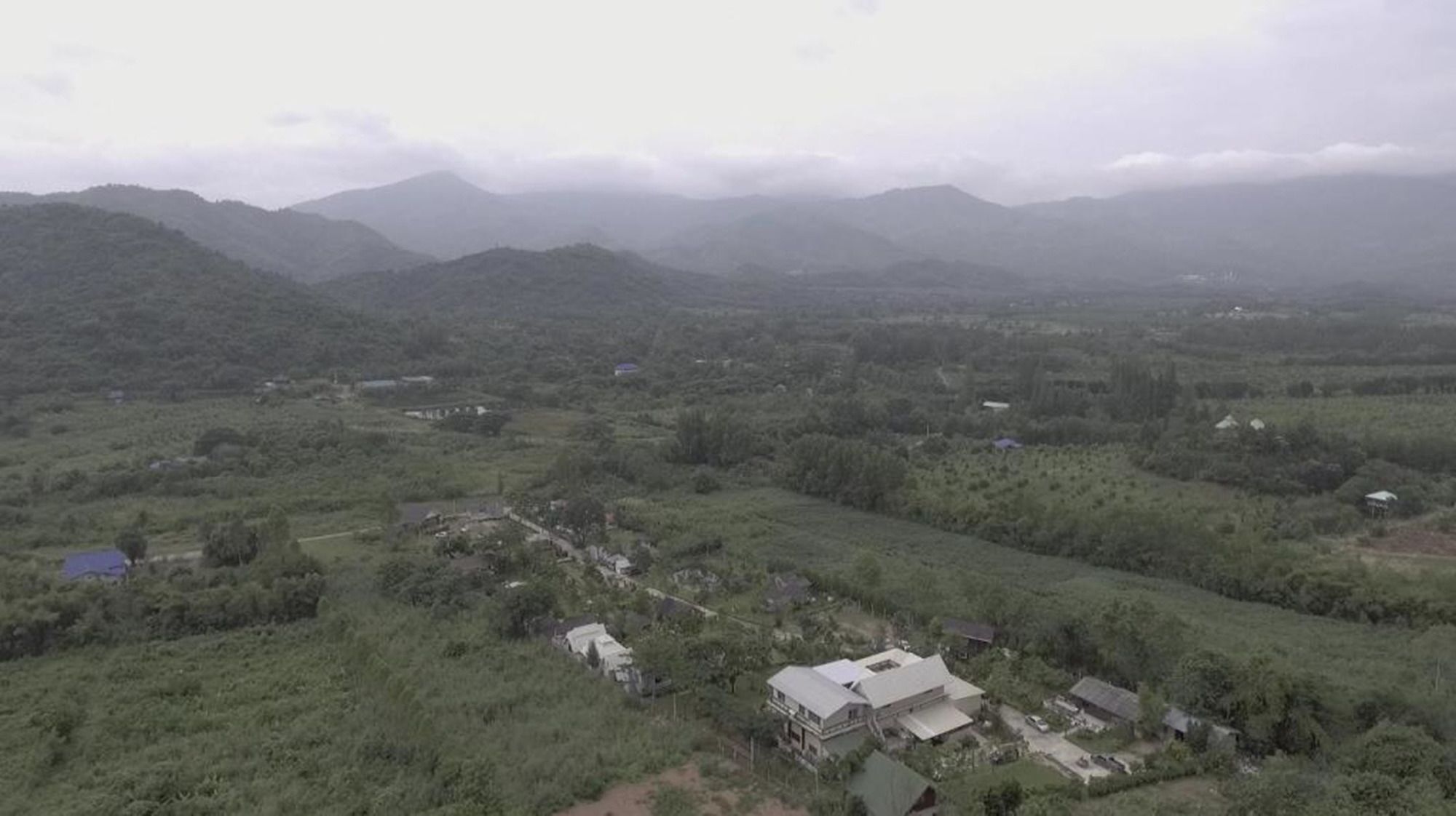 Hotel Pattharapuri Valley Suan Phueng Exterior foto